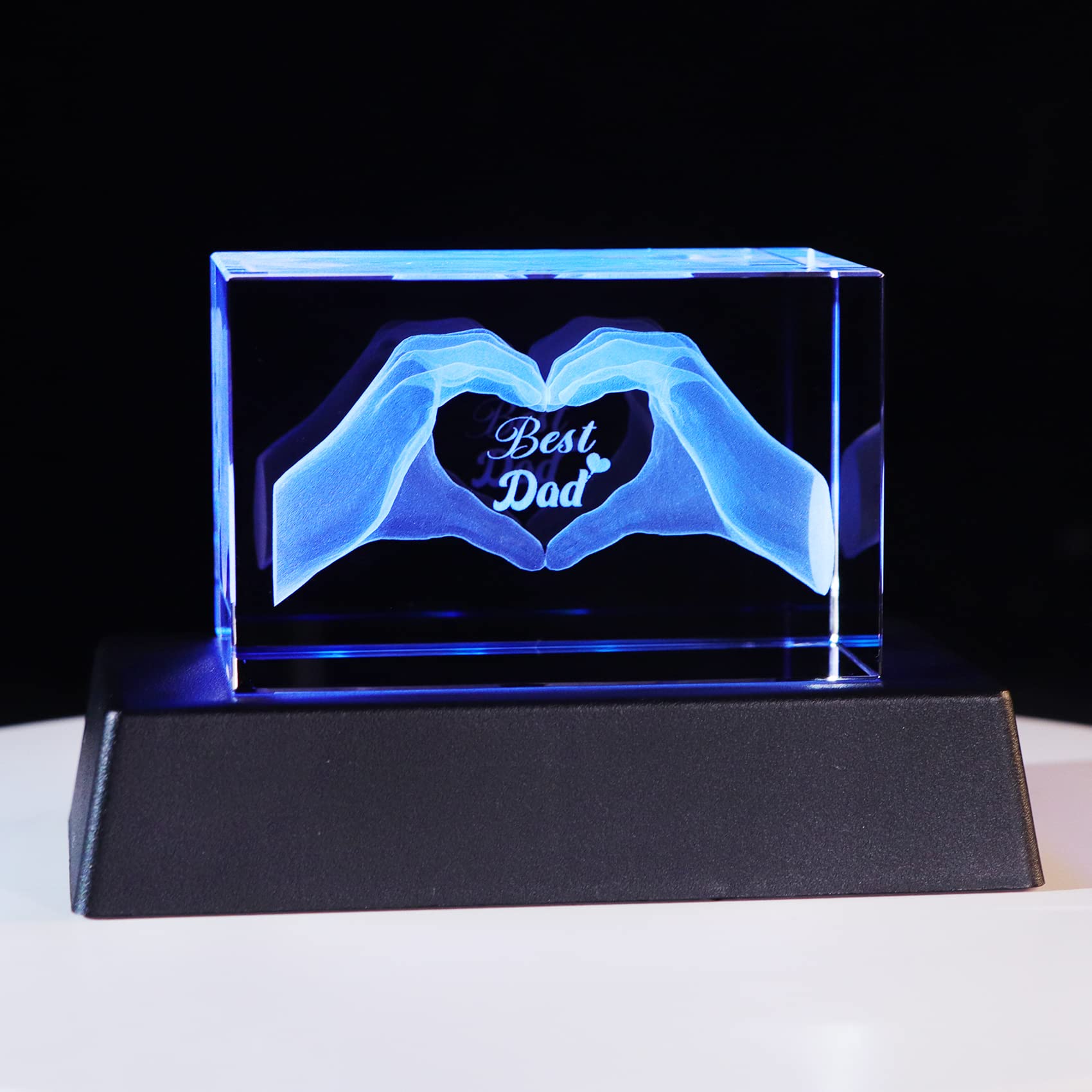Crystal Birthday Gfits for Dad, Engraved 3D Heart in Hands with Best Dad Paperweight Ornament for Daddy on Christmas, Keepsake Presents for Father's Day from Daughter or Son