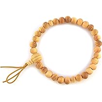 くみひも　The Essence of Japanese Braiding くみひも The Essence of Japanese Braiding