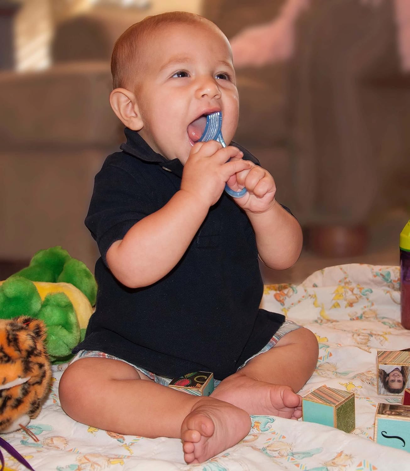 Brilliant Oral Care Baby’s First Toothbrush, Smooth Silicone Bristles Gently Clean Tender Teeth and Gums, for Ages 4+ Months, Blue + Clear, 2 Pack