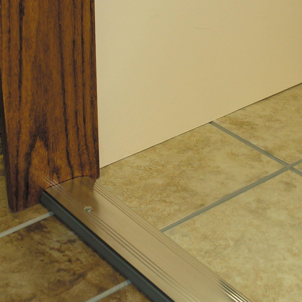 M-D Building Products 8433 5/8-Inch - 36-Inch Deluxe Low Bumper Threshold - Door Thresholds - 