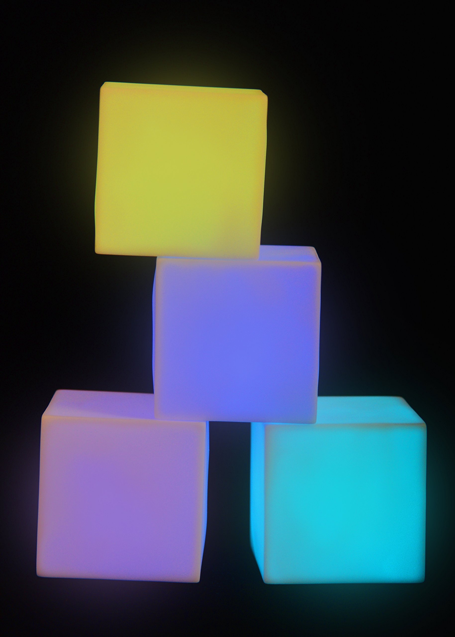Playlearn PACK OF 4 Colour Changing LED Mood Cubes Night Lamp Glow Gift Novelty Gadget