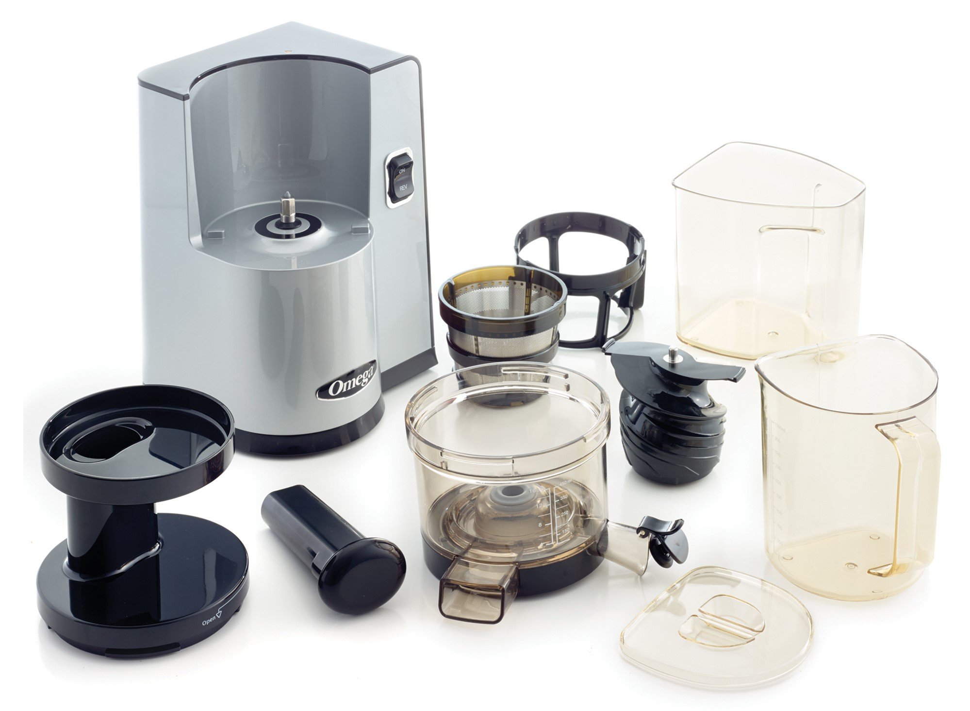 Omega VSJ843QS Vertical Slow Masticating Juicer Makes Continuous Fresh