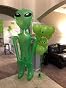 Alien Inflable Gigante De 8 Pies (96-100 Pulgadas) - Decoración Halloween, Playa O Piscina