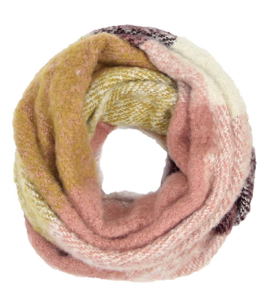 Women's Warm Fuzzy Plaid Infinity Scarf Women's Warm Fuzzy Plaid Infinity Scarf