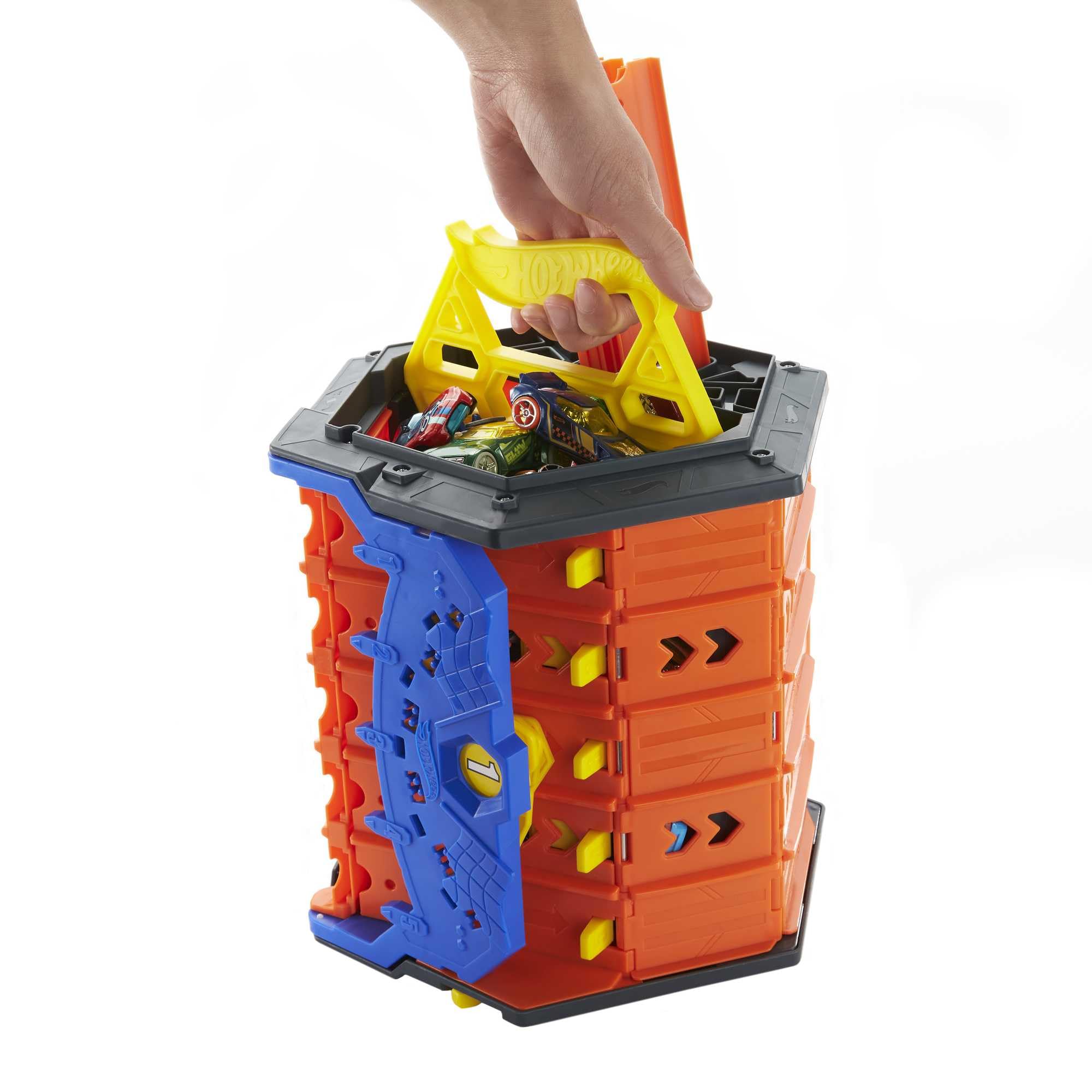 Hot Wheels Track Builder Action, Roll Out Raceway, Track Set with 5 Lane Racetrack and Toy Storage Bucket, Includes 1 Toy Car, Toys for Ages 4 to 10, One Pack, HGK41