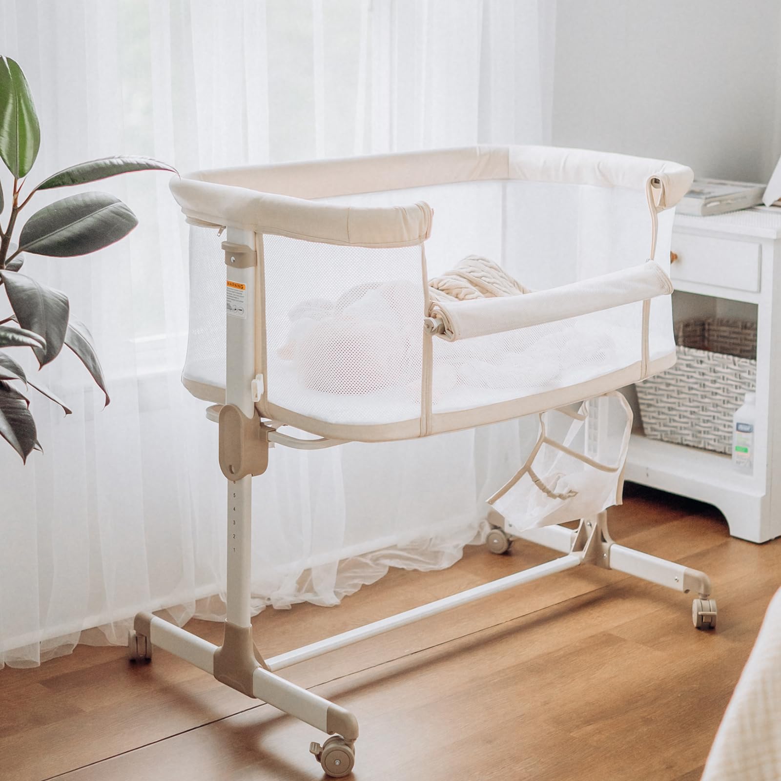 Fodoss Baby Bassinets Bedside Sleeper - All Mesh Bedside Bassinet with Wheels, 7 Height Adjustable Baby Bassinet for Infants, Beige