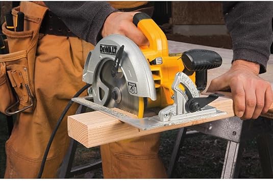 DEWALT DWE575SB Circular Saws product image 4