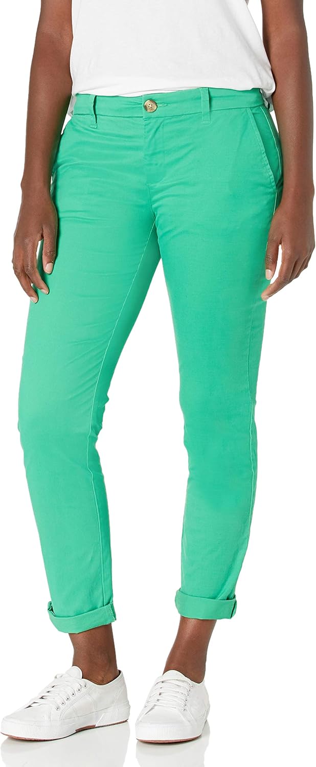 Tommy Hilfiger Women's Relaxed Fit Hampton Chino Pant (Standard and Plus Size) at  Women’s Clothing store