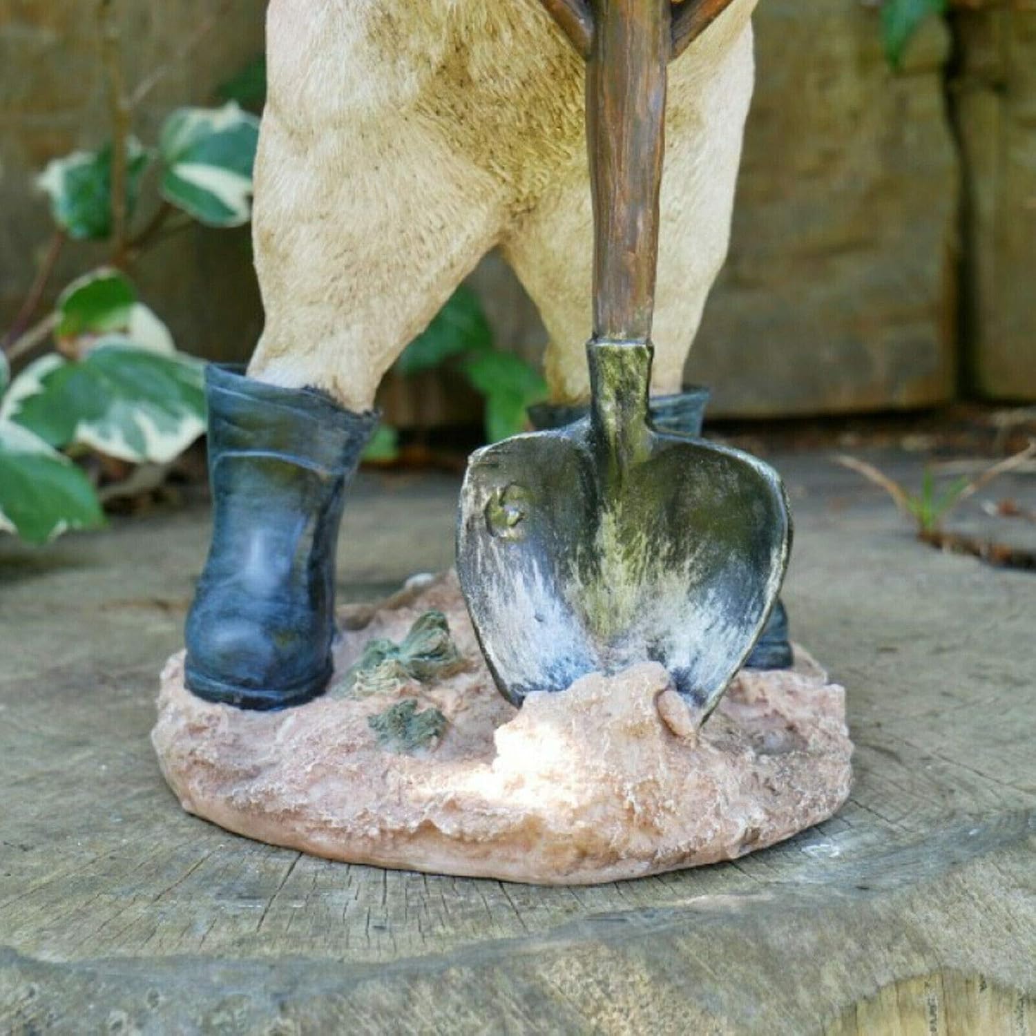 Darthome New Resin Outdoor Garden Standing Pig With Spade Lawn Sculpture Statue Ornament, Pink - Image 3