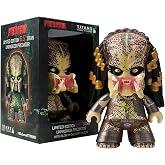 Titans Vinyl Limited Edition 6.5&rdquo; Unmasked Predator Glow in The Dark SDCC