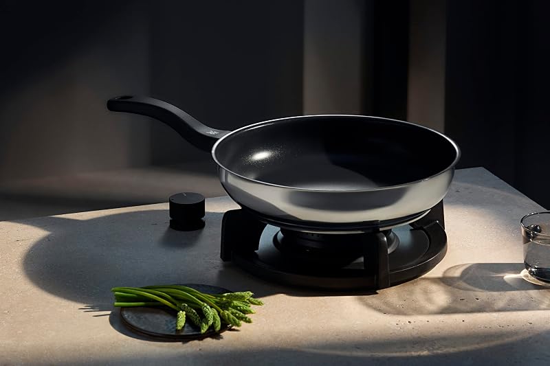 Wmf conjunto de 2 frigideiras antiaderentes devil, 20 e 28 cm, aço inoxidável e revestimento antiaderente para todos os tipos de fogões incluindo indução, sem pfoa, preto