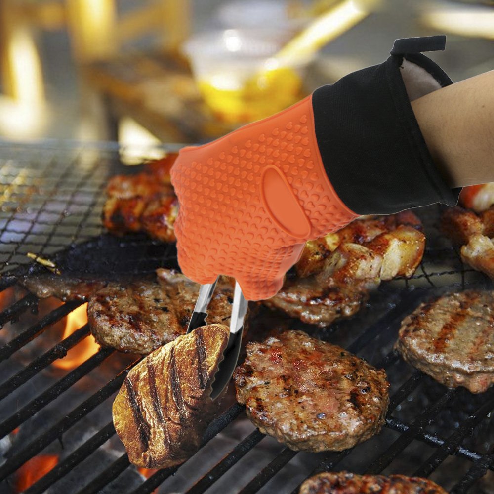 ProCIV Barbecue Gloves & Pulled Pork Claws Set-Silicone Heat Resistant Grilling Gloves(Waterproof Non-slip Extra Forearm Protection-Cotton Lining)+2 x Meat Claws for kitchen Cooking Outdoor Barbecue