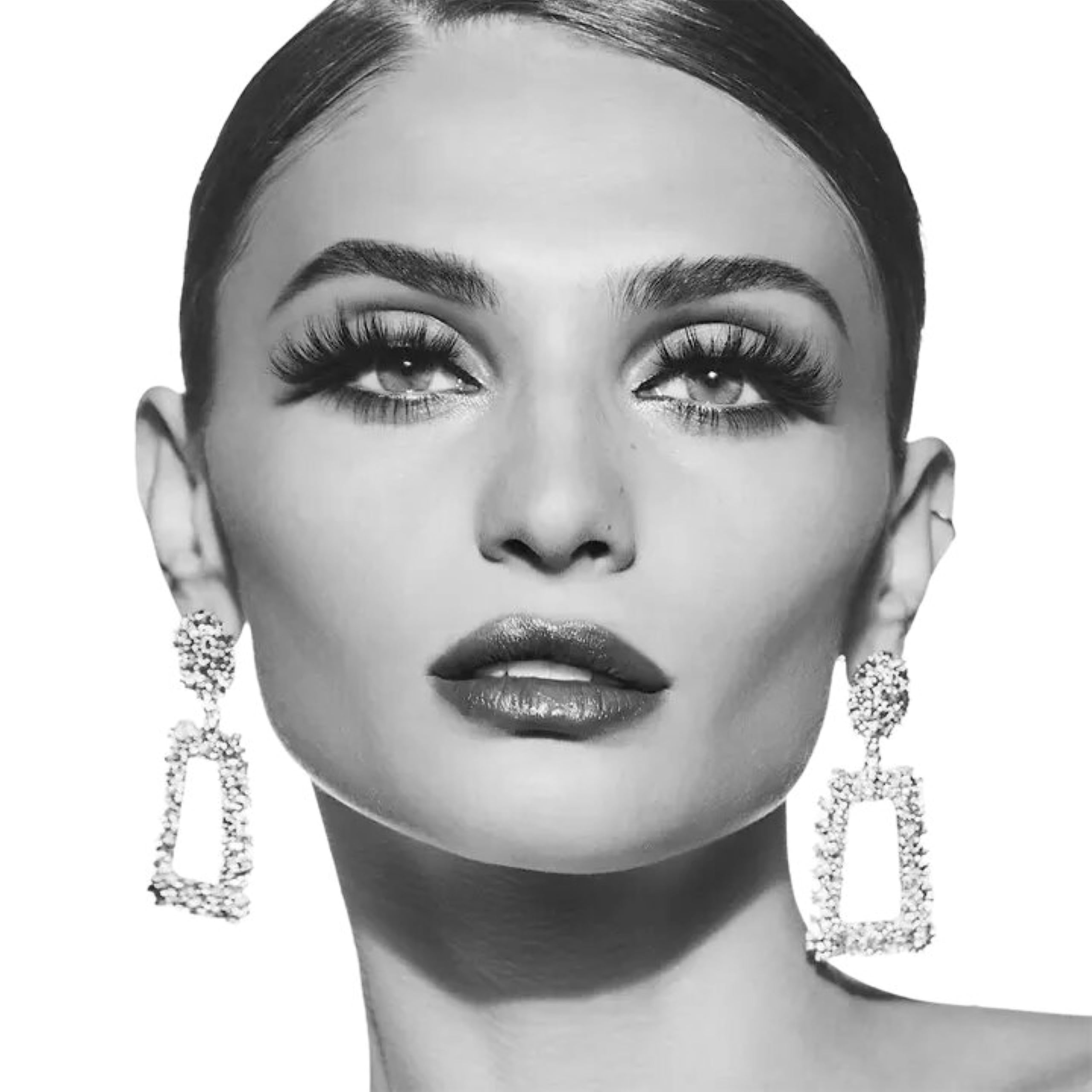 KISS Matte Black, False Eyelashes, 'Matte Velvet', 16mm, Includes 1 Pair Of Lash, Easy to Apply, Reusable Lash Clusters