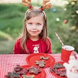 PARTY GO 50 Red 9 Inch Paper Plates Disposable Party Supplies view 6