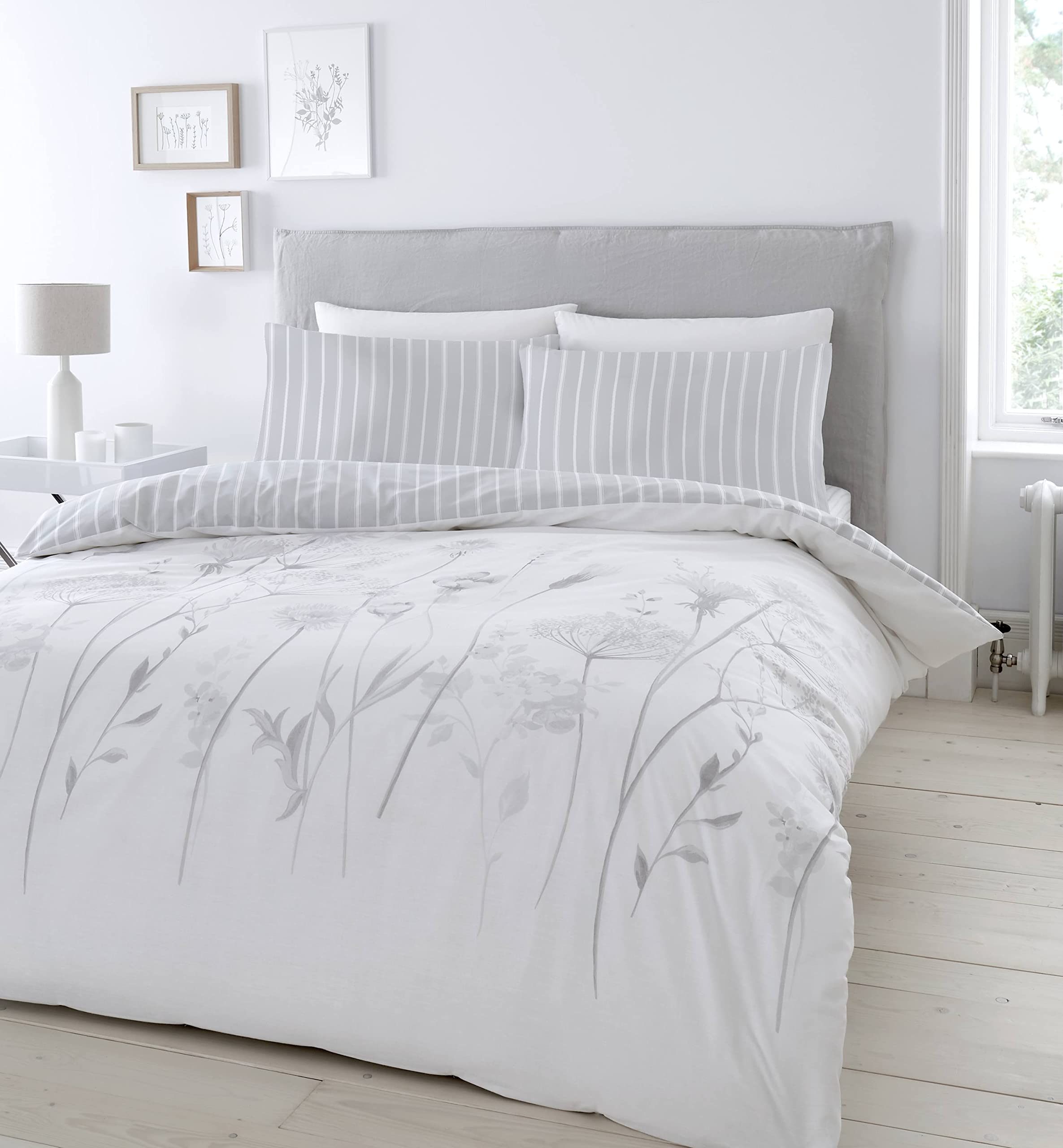 Catherine Lansfield Meadowsweet Floral 135 x 200 cm Duvet Cover and 1 80 x 80 cm Pillowcase White/Grey BD/51080/W/DE135200/WGY