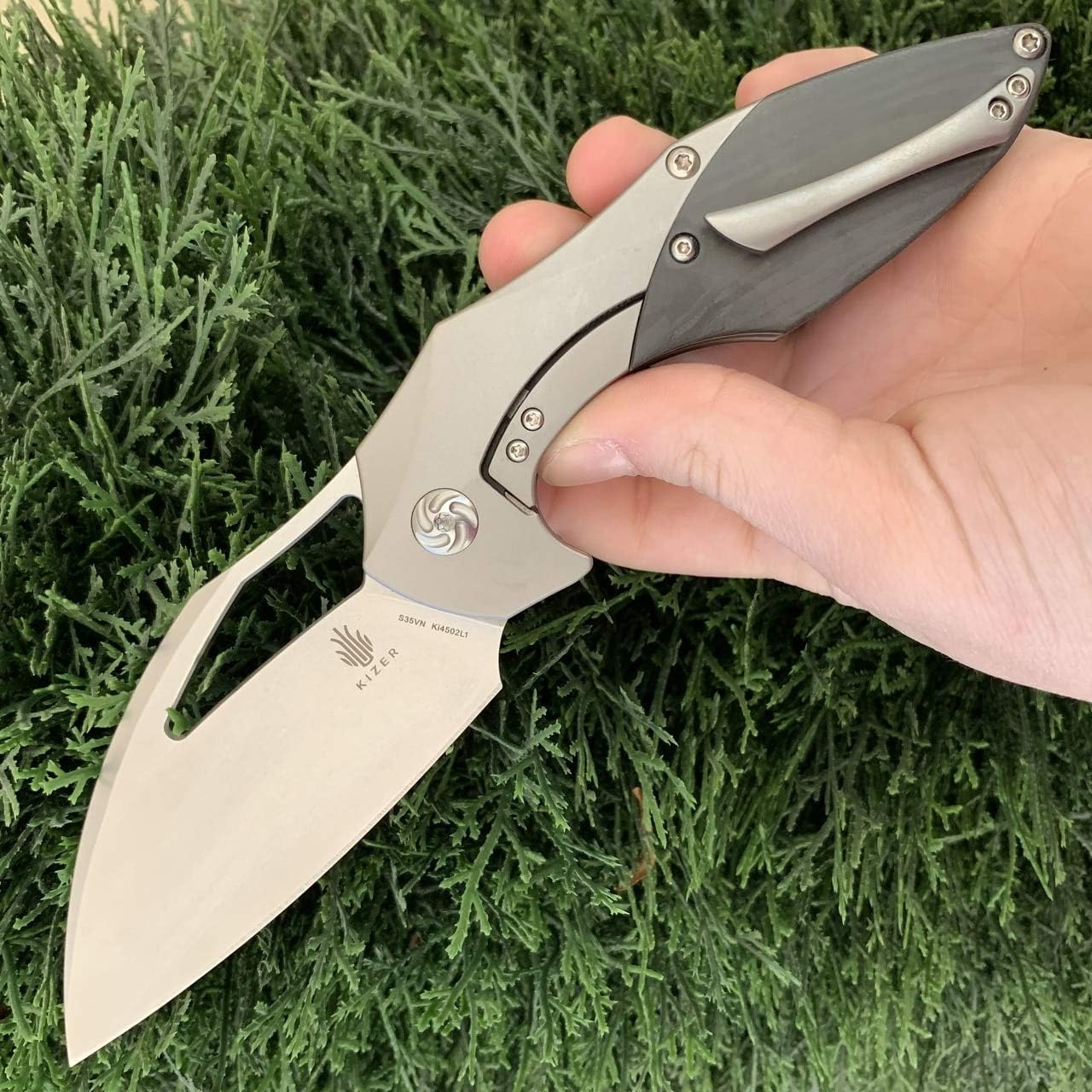 Kizer Megatherium Left Handed
