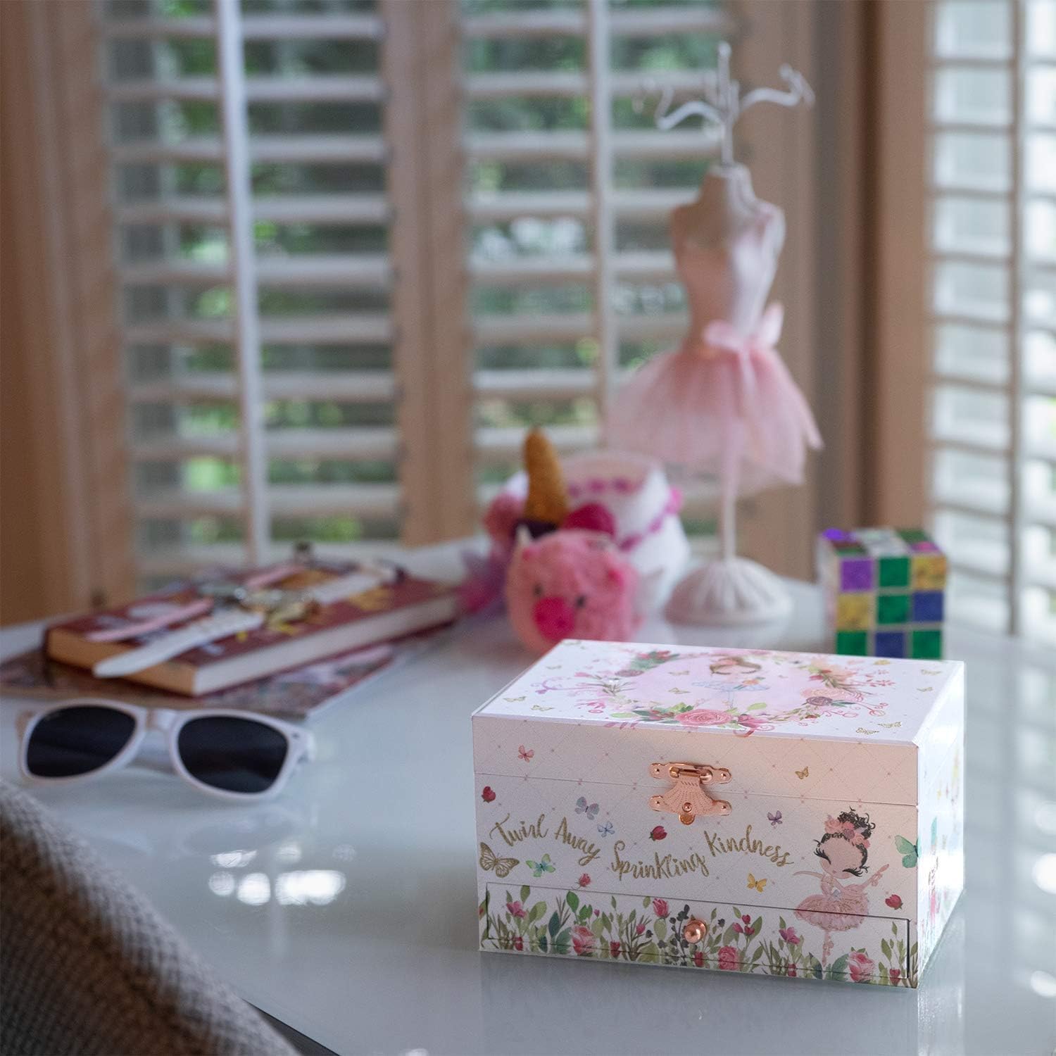 The Memory Building Company Musical Ballerina Jewelry Box for Girls & Little Girls Jewelry Set - 3 Dancer Gifts for Girls…: Home Improvement