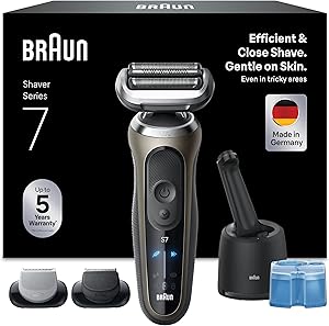 Braun Series 7 Rasierer Herren Elektrisch, Elektrorasierer, 60 Min. Akku, 4in1 SmartCare Center, +2 Aufsätze, Kabelloser Nass- & Trockenrasierer Männer, Wasserdicht, Made in Germany, 72-C7650cc, Gold