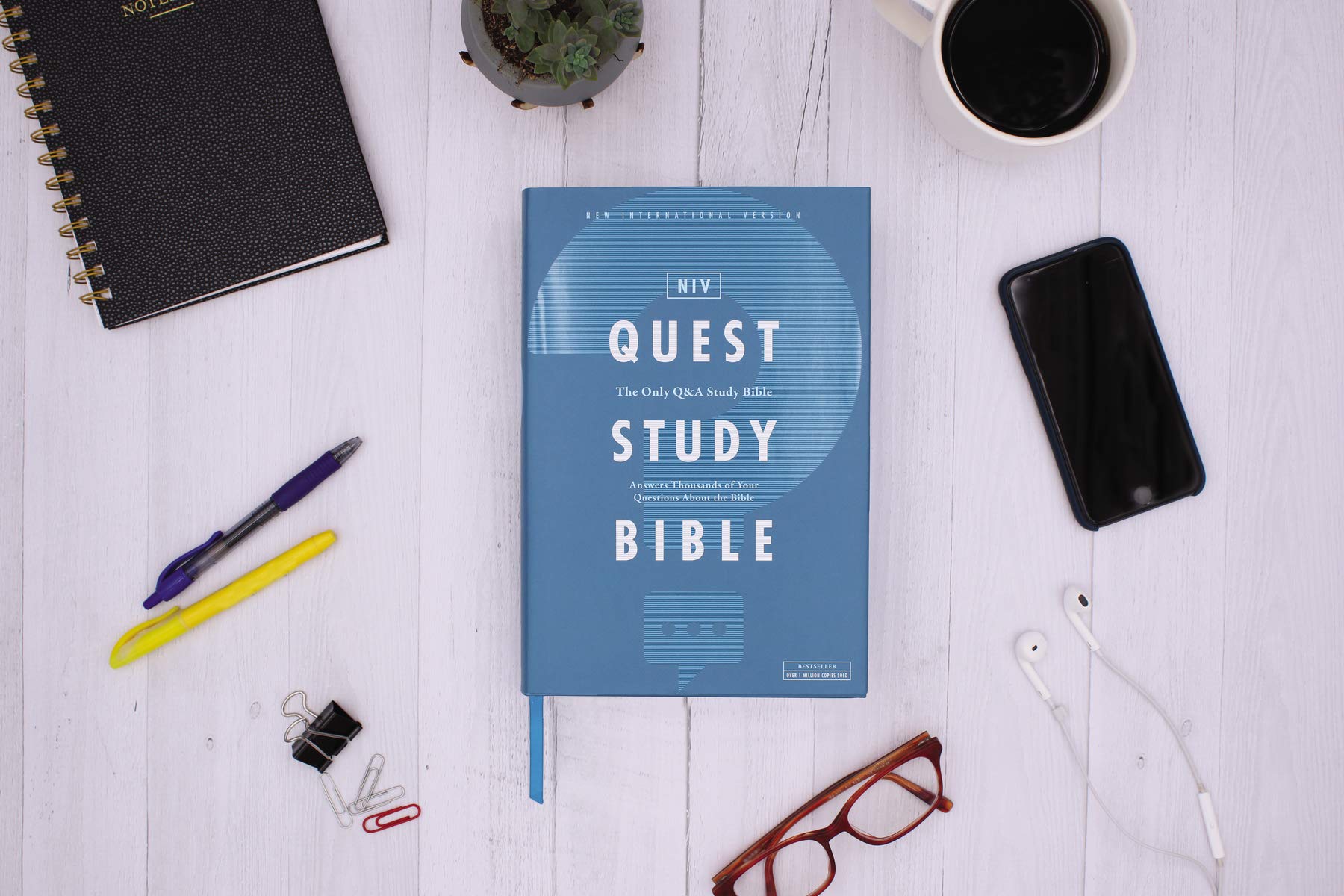 NIV, Quest Study Bible, Hardcover, Blue, Comfort Print: The Only Q and A Study Bible