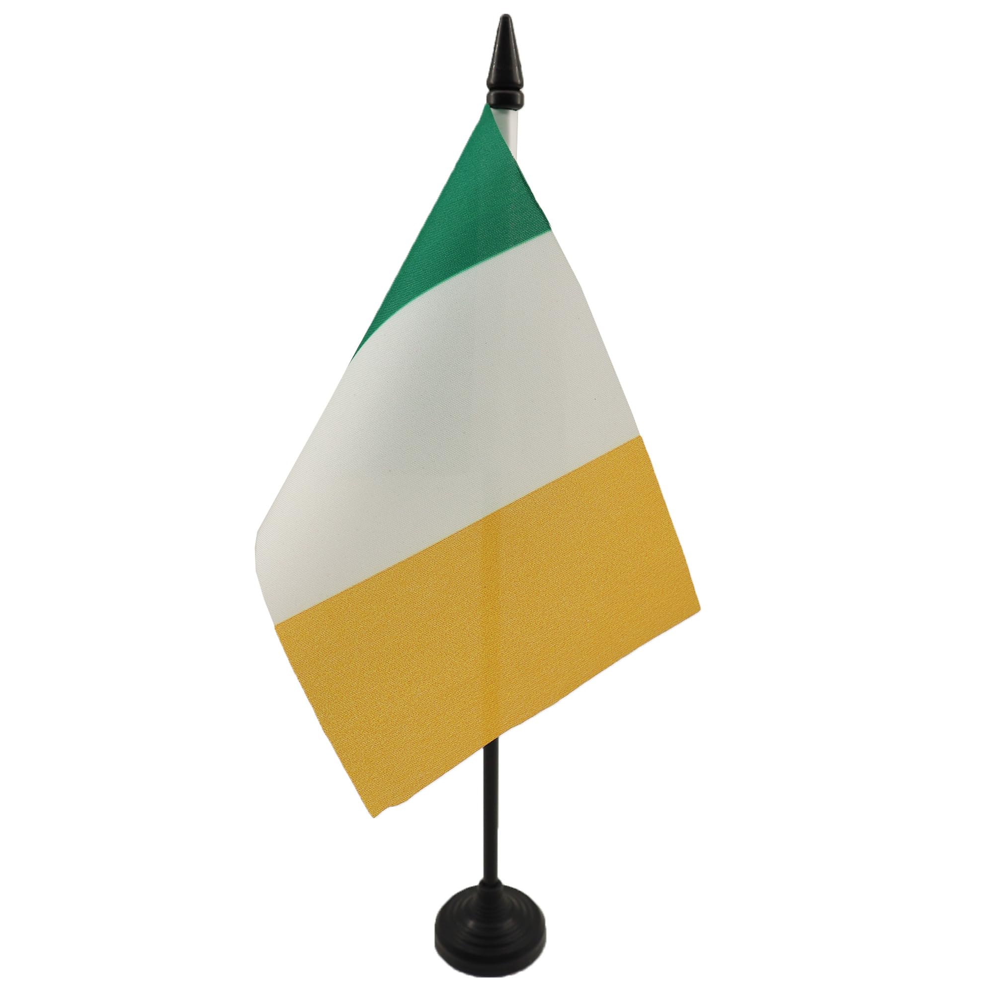 AZ FLAG - Ireland Table Flag 4'' x 6'' - Irish Office Mini Banner 100% Polyester 15 x 10 cm - Mini Desk Flag with 10'' Pole and Black Plastic Base