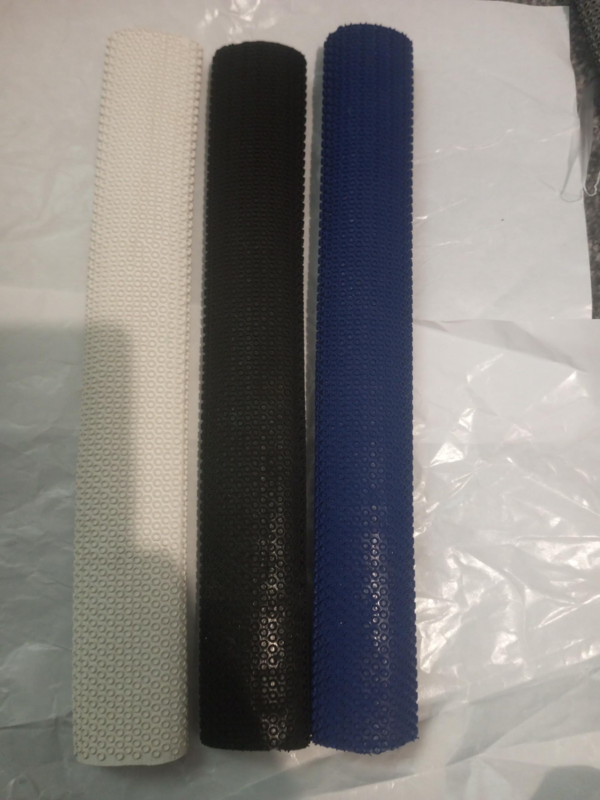 Premium quality cricket bat octopus handle grips non slip durable soft and light weight (D)