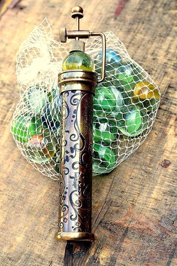 ANTIQLICIOUS Antique Brass Kaleidoscope – Handcrafted Decorative Kaleidoscope with Distinctive Eyepiece – Elegant Collectible for Adults