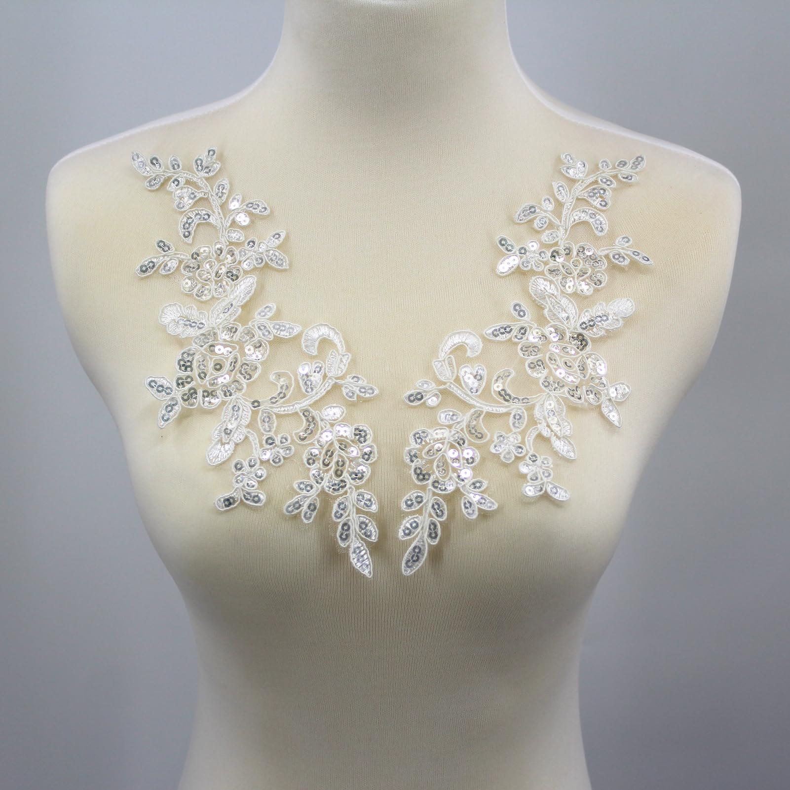 SUNMOVE Pair of Embroidery Sequin Lace Applique Sewing Flower Fabric Collar Patch Motif Wedding Gown Dress Bridal DIY Crafts （White）