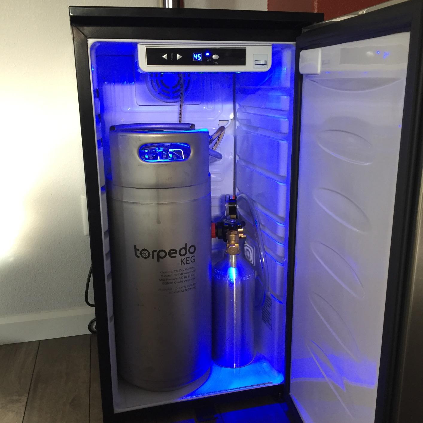 Stackable 2.5G Torpedo kegs and slim kegerator r/kegerators