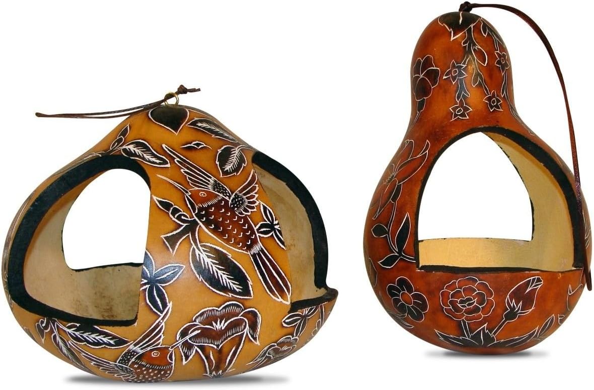 Amazon Com Sanyork Gourd Carved Bird Seed Feeder Wildlife Garden