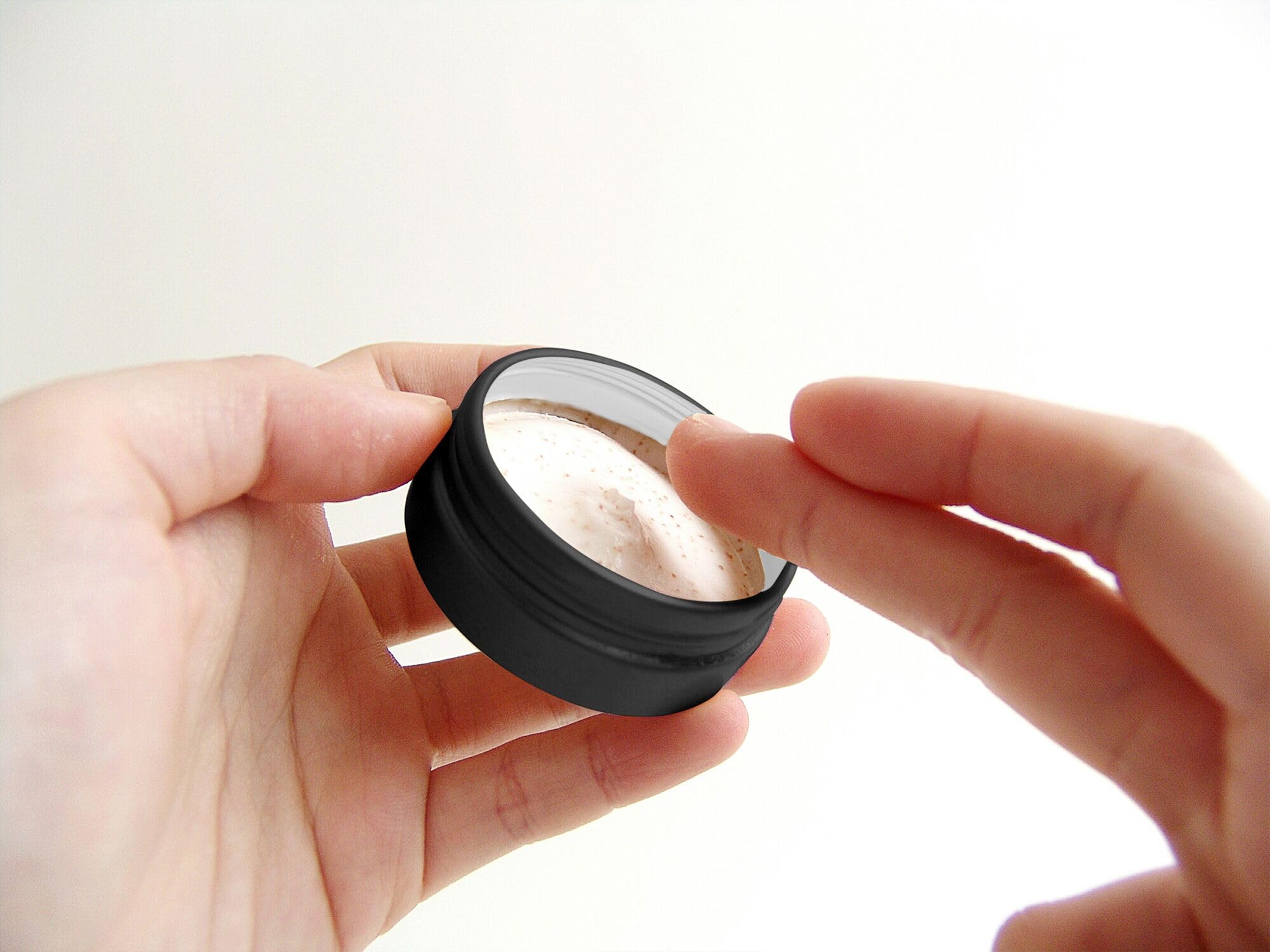 20 Pcs 2 Ounce Aluminum Tin Jars Containers Leak Proof Cosmetic Tin Jars Containers Round Screw Lids for Cosmetic, Salves, Balms, Lip Balm or Others, 60mL Black