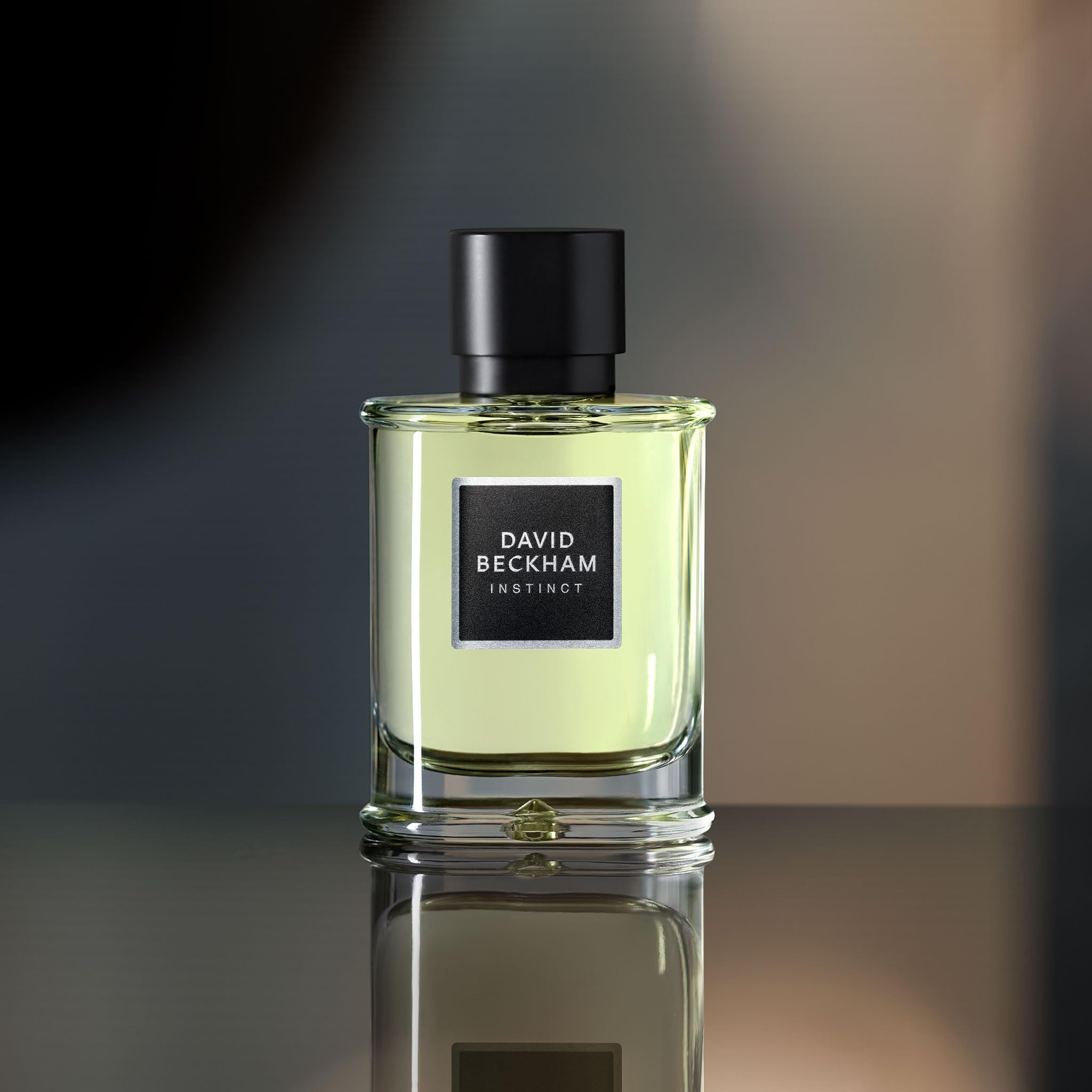 DAVID BECKHAM Instinct - Eau de Parfum for Men - Vibrant Fragrance with Notes of Bergamot, Cardamom and Patchouli - Long Lasting - 75ml