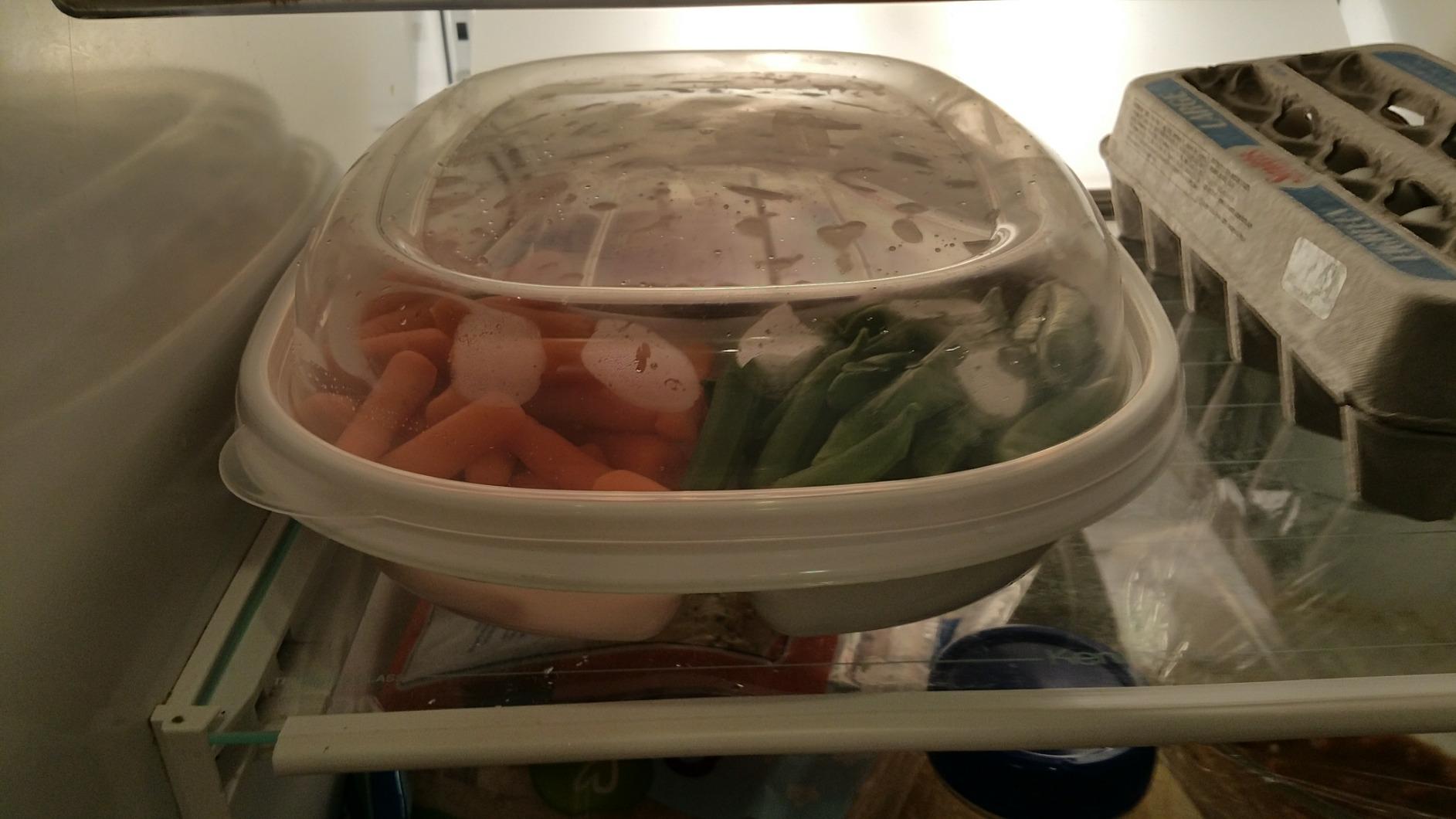 6/mo Finance Rubbermaid Specialty Bread Keeper Food Storage