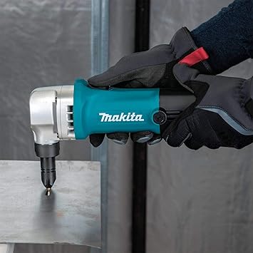 Makita JN1601 featured image 6
