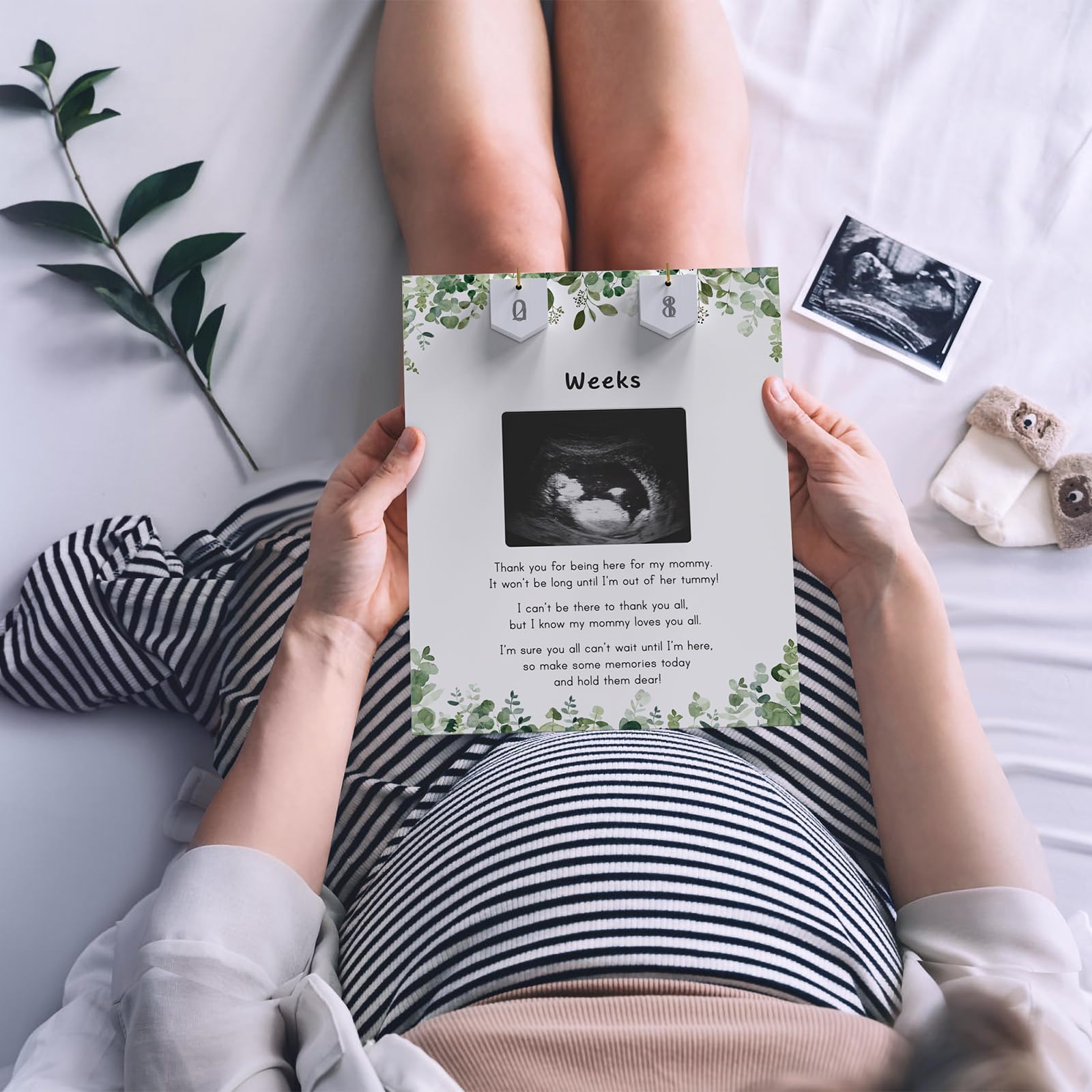 Greenery Baby Shower Games Welcome Sign - A Message from The Bump, Pregnancy Announcements Ideas, Gender Reveal Party Gifts, Ultrasound Baby Sonogram Picture Frame, New Mom Expecting Parents Keepsake
