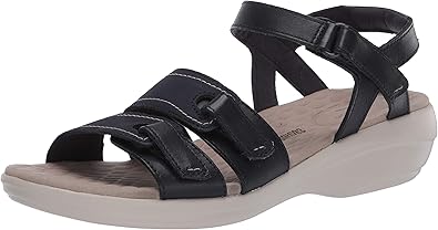 amazon clarks womens sandals
