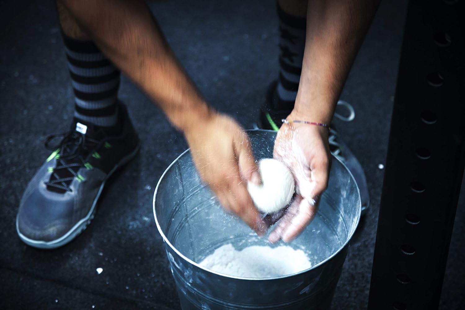 Z-Athletic Chalk Ball for Gymnastics, Climbing, and Weight Lifting (2oz Chalk Ball) : Gym Chalk : Sports & Outdoors