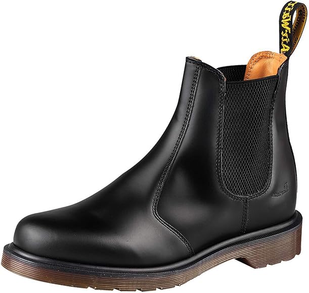 dr martens chelsea boots womens