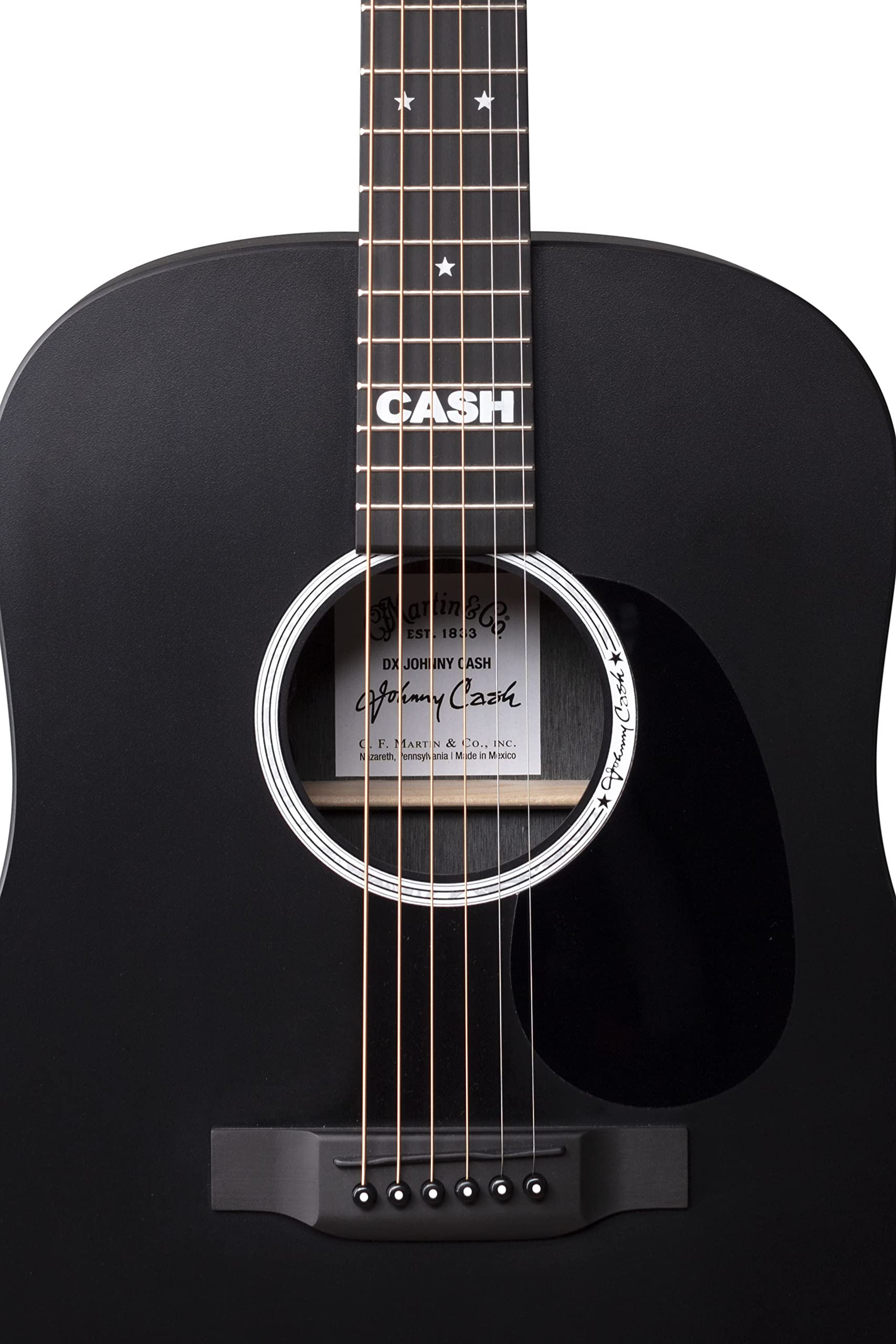 Mua Martin DX Johnny Cash Acoustic Guitar trên Amazon Nhật