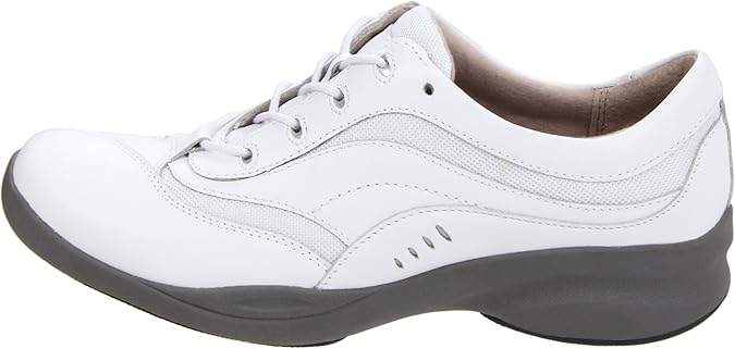 clarks in motion hike