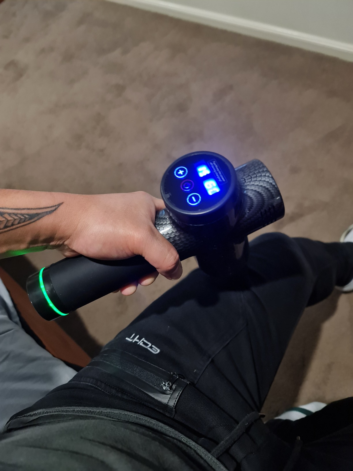 Massage Gun, Massage Gun Deep Tissue,Upgrade Percussion Muscle Massage Gun for Athletes, Handheld Deep Tissue Massager, Handheld Massager for Neck Back Pain Relief - Black