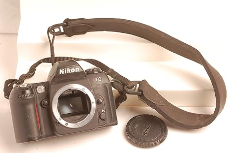 Nikon N80 35mm SLR Film Camera (Body Only) (Discontinued by