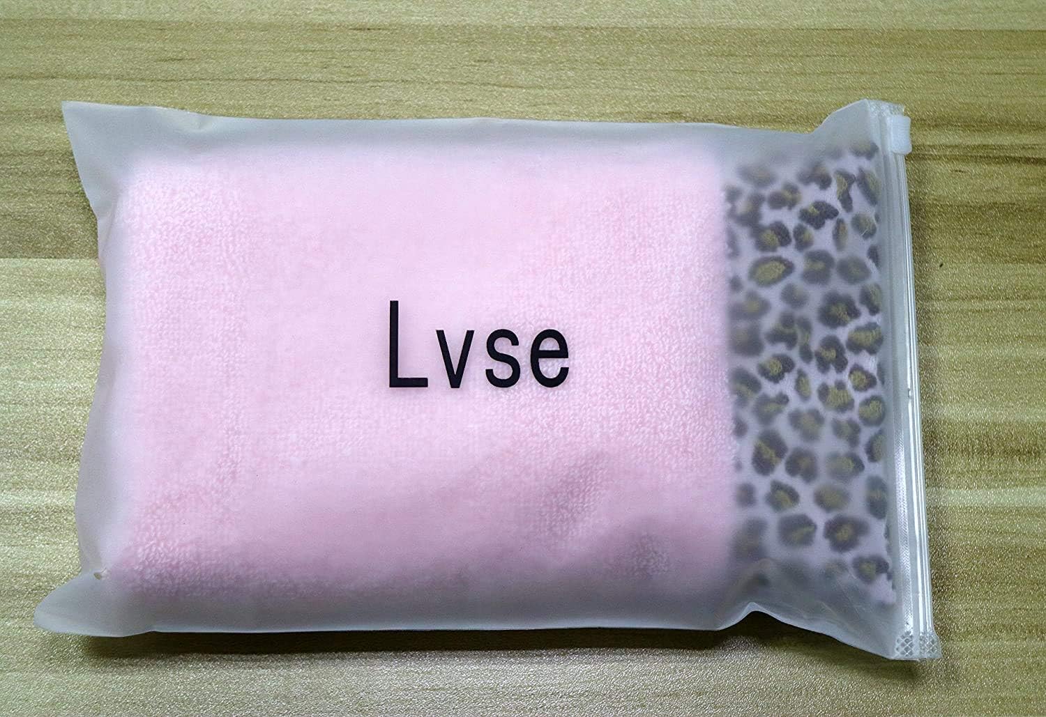 Lvse 1 Pack Luxury Euro Decorative Bath Towel Gray 100% Nature Cotton 70x140cm Light Weight 392 GSM Fluffy Soft and Absorbently for Bathroom Daily ( 70x140cm,400g, Gray): Kitchen & Dining