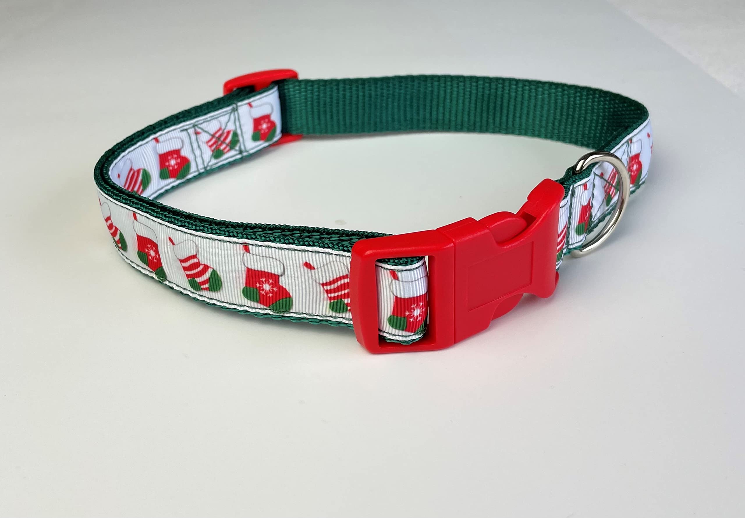 eSKay Christmas Dog Collar (Stocking) - Adjustable (16-25 inches), Webbing, Breakaway Closure, Handmade, Quick Release Fastener, Christmas Theme, Variety of Designs