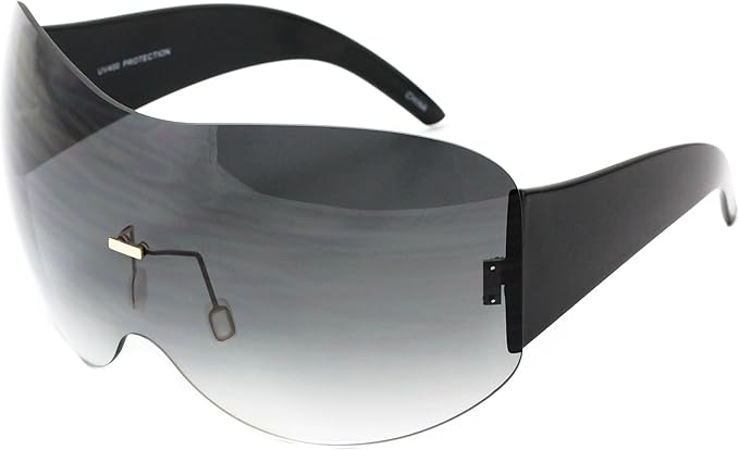 huge sunglasses