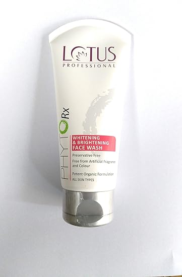 lotus pigmentation face wash