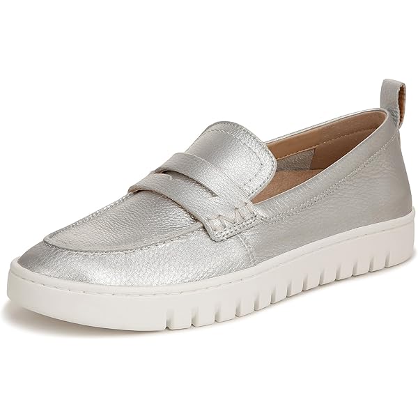 Amazon.com | Naturalizer Womens Adiline Loafer Silver Metallic