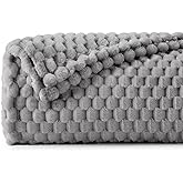 BEDELITE Fleece Blanket Twin Size for Bed Couch, 3D Jacquard Decorative Grey Throw Blanket, Soft and Cozy Warm Plush Fuzzy Throw All Seasons Suitable, 60x80Inches