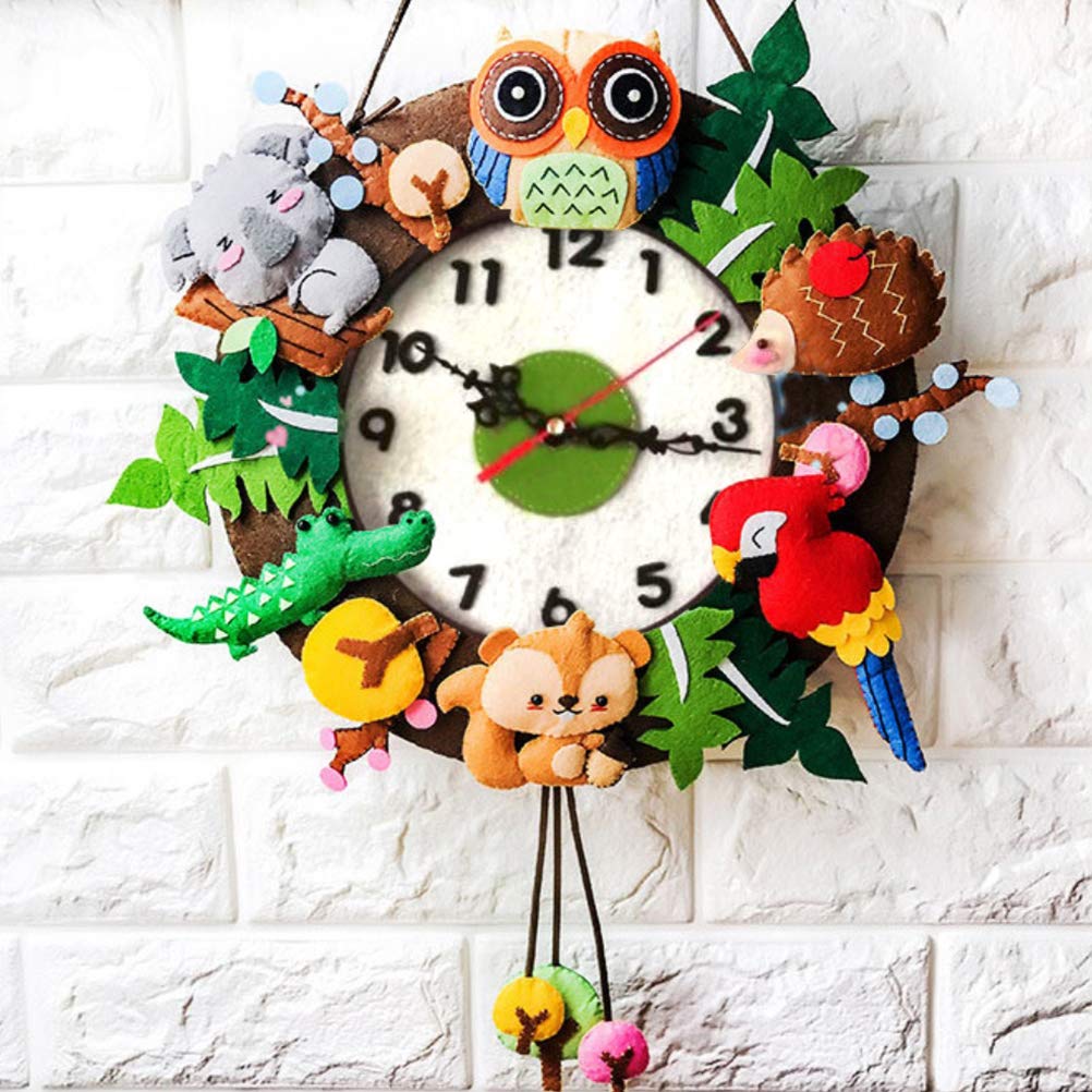 Enkomy Kids Wall Clock, DIY Christmas Woodland Animal Wall Clock Kids Craft Kits Animal Wall Clock for Nursery Decor