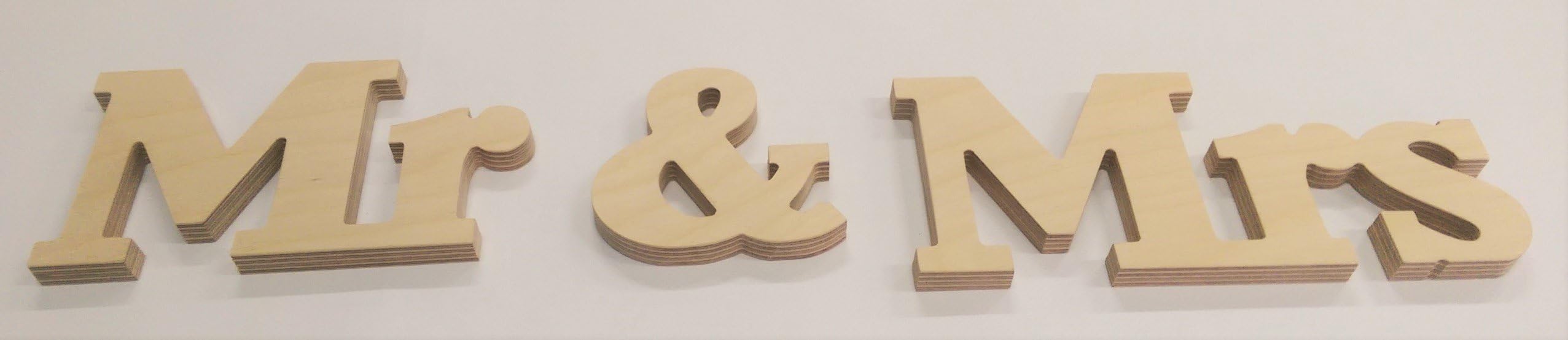 Wooden Letters "Mr & Mrs"