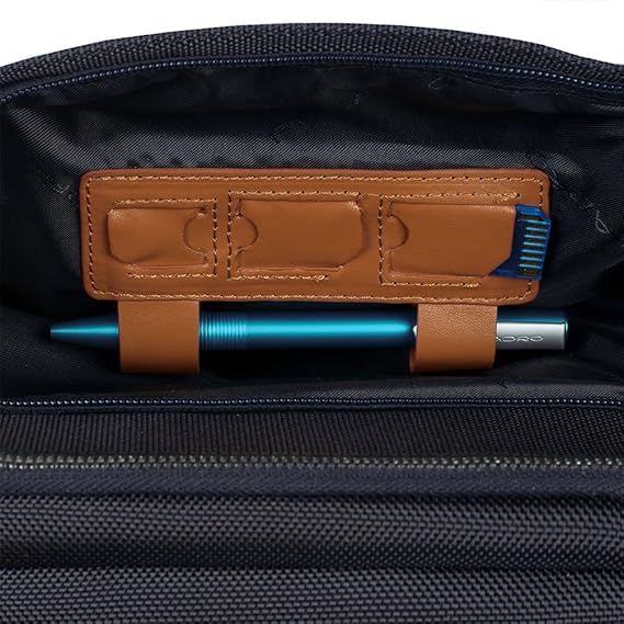 Piquadro Cabin Trolley with Double Computer and Ipadair/air2 Compartment and Side Handles, Black